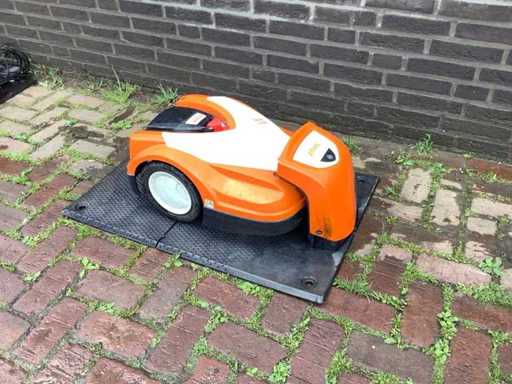 Stihl RMI 422 Robotmaaier