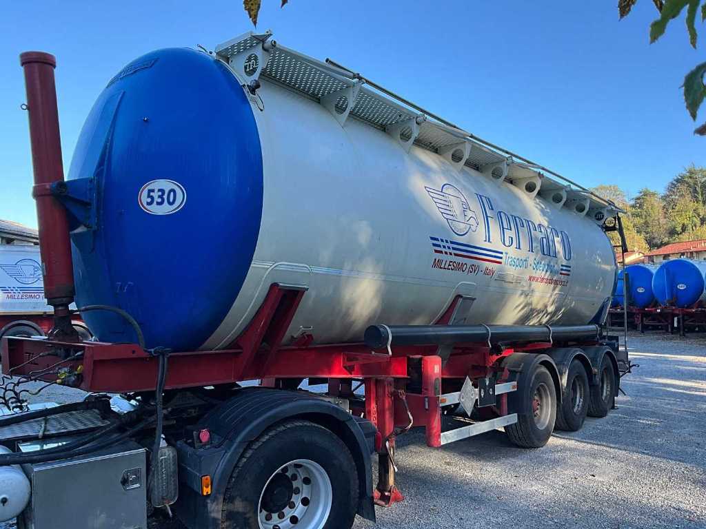 2004 Mistrall STCR48/ADR 04 Remorque à benne basculante