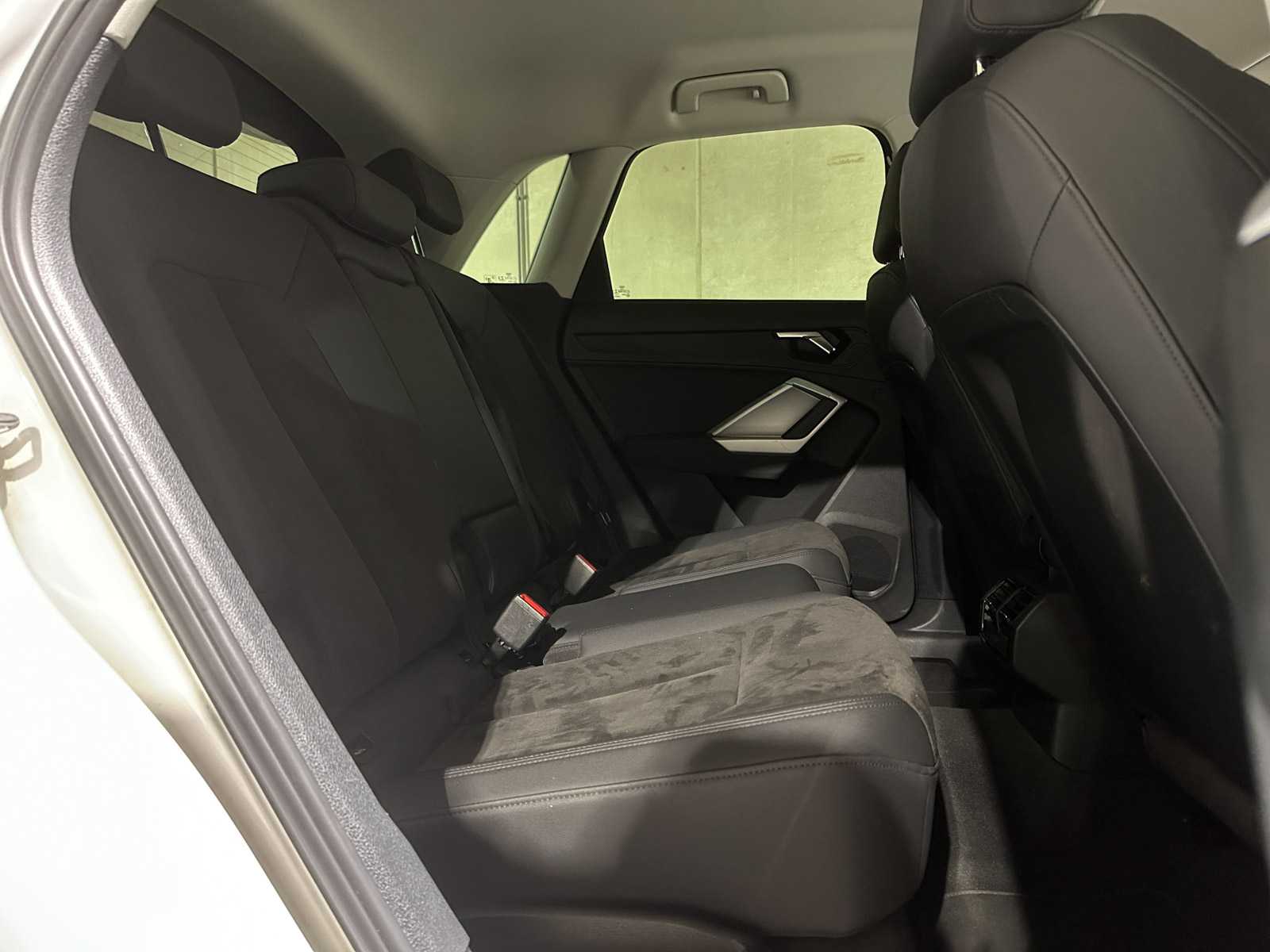 Audi Q3 35 TFSI Pro Line business 150pk 2020 (Origineel-NL + 1e eigenaar), G-399-ZV