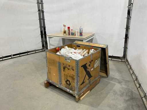 Colle d’assemblage par lots et divers