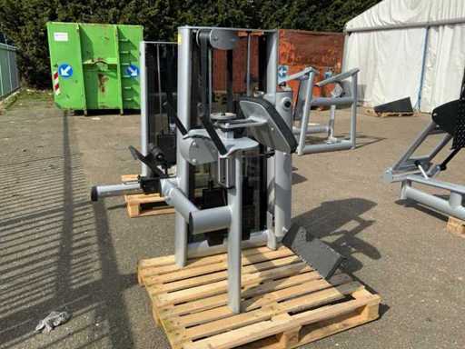 Gym80 Signum kick back Glute Krachtstation