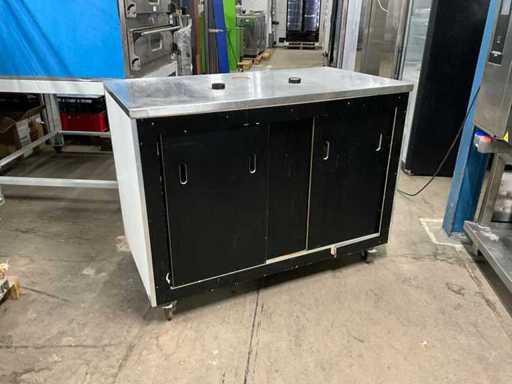 Showtec - POP - 166 - buffetmeubel met watertank en pomp