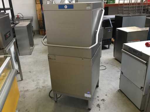 Hobart – Durchführgeschirrspüler