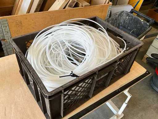 Manguera keder para montar bandelas de 2 grosores en una caja de plástico aproximadamente 200 m