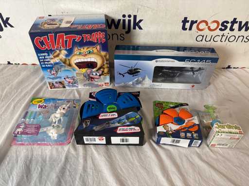 Lot de jucării de marfă returnate