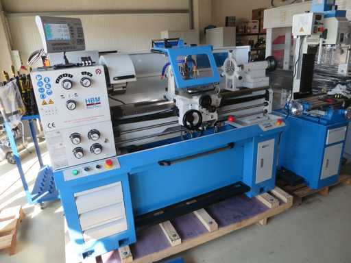 Tour-broche HBM 360 x 1000 DRO à avance et tirage