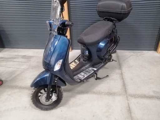 Riya - Snorscooter - Sunny-II City QT-16 - Scooter