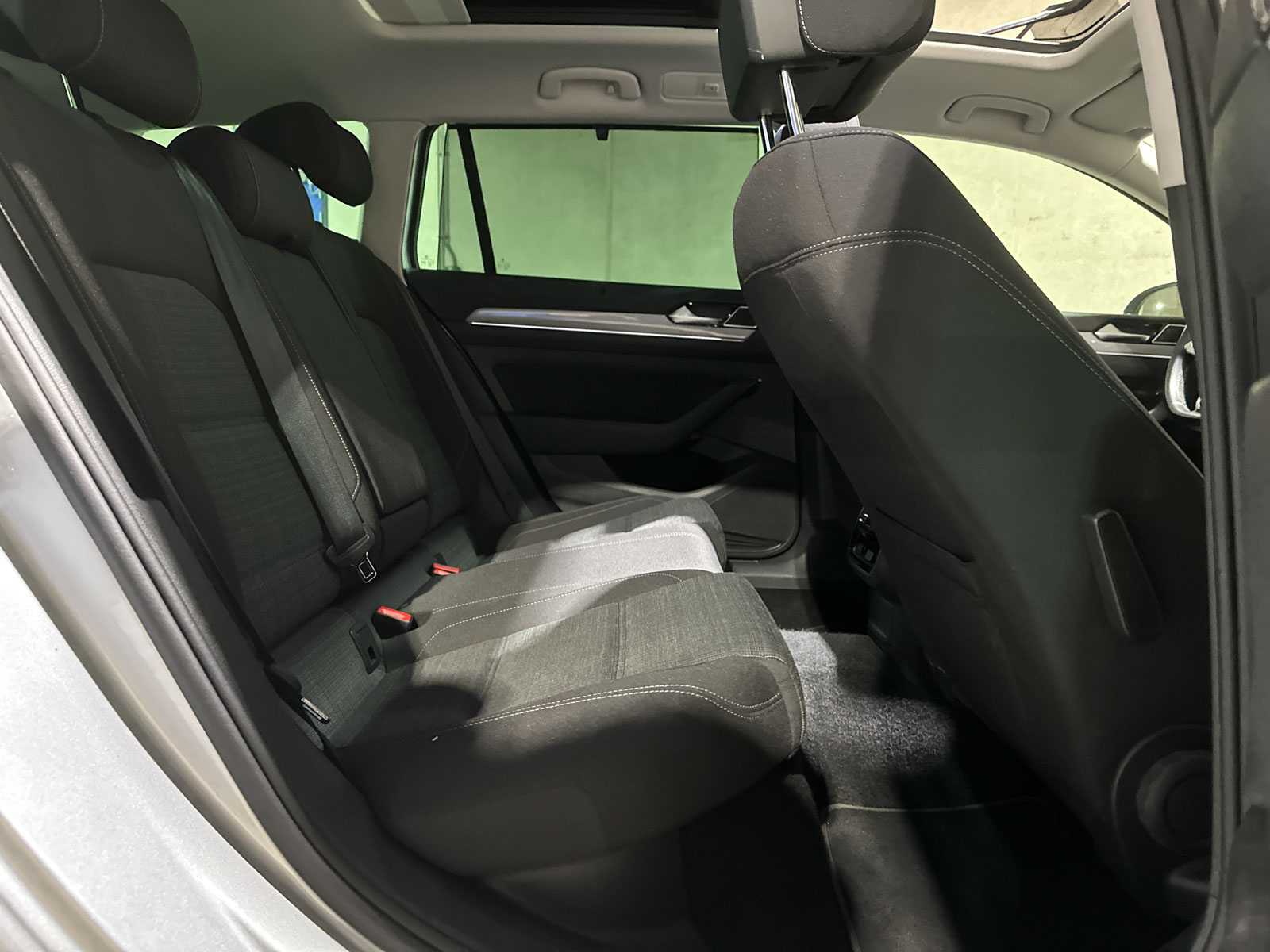 Volkswagen Passat Variant 1.5 TSI Comfort Business 7-DSG 150pk 2020 (Origineel-NL + 1 Eigenaar), H-063-TT