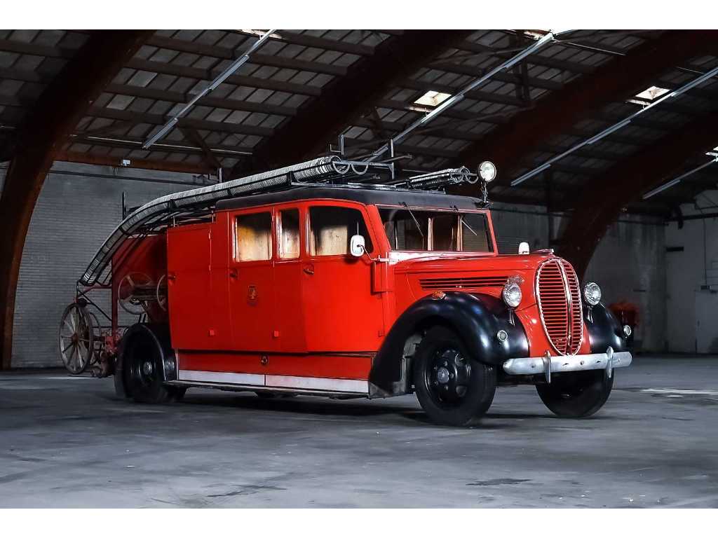 Ford 85 Camion de pompiers 221CI V8 - 1938