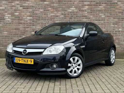 2006 Opel Tigra TwinTop 1.4-16V Enjoy Cabrio hardtop Personenauto