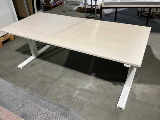 Elektrisch verstelbaar bureau 180x80