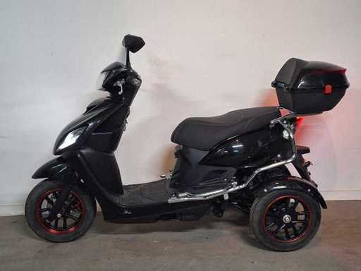 Iva T3 scuter de mobilitate cu trei roți