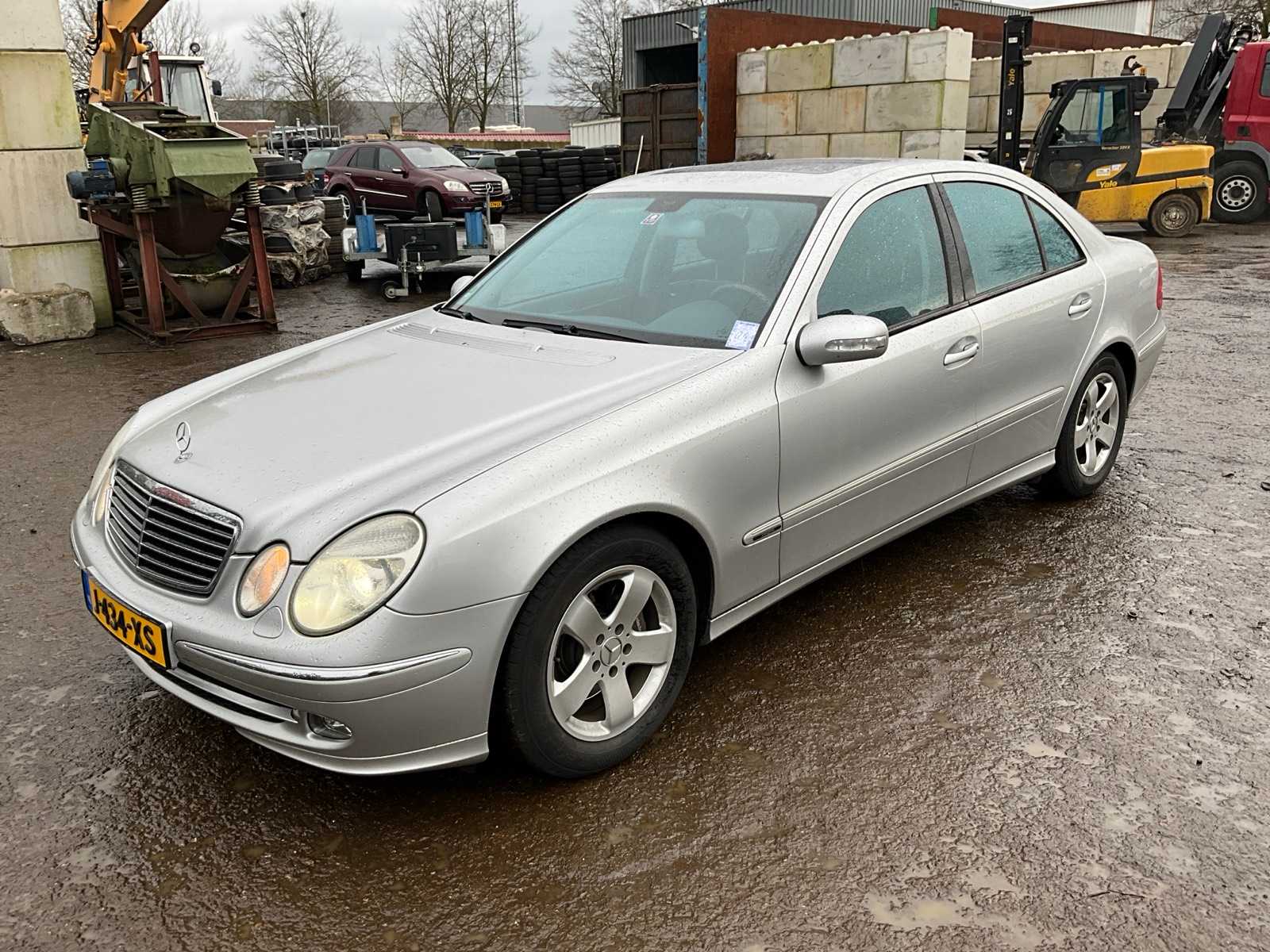 2005 Mercedes-benz E-class 500 avantgarde Passenger car