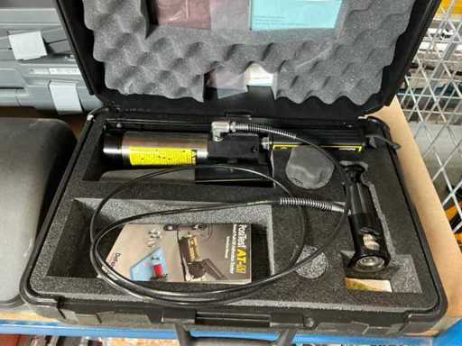 DeFelsko PosiTest AT-M adhesion tester