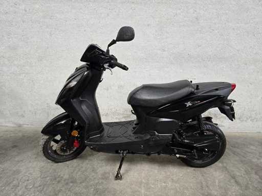 SYM - Bromscooter - X-Pro - 4T 45km uitvoering dkl64t