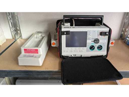 ZOLL M SERIE + ZOLL POWERCHARGE Oplader