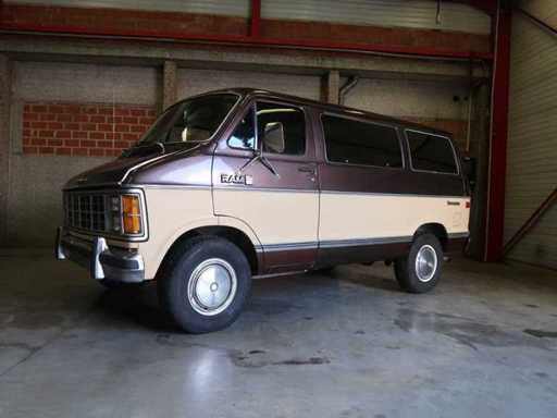 Dodge - Van - Dodge Ram Van Beige