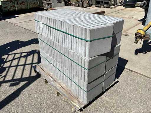 Tuiles en béton (162x)