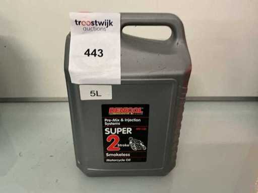 Ulei de motor pentru 2 timpi