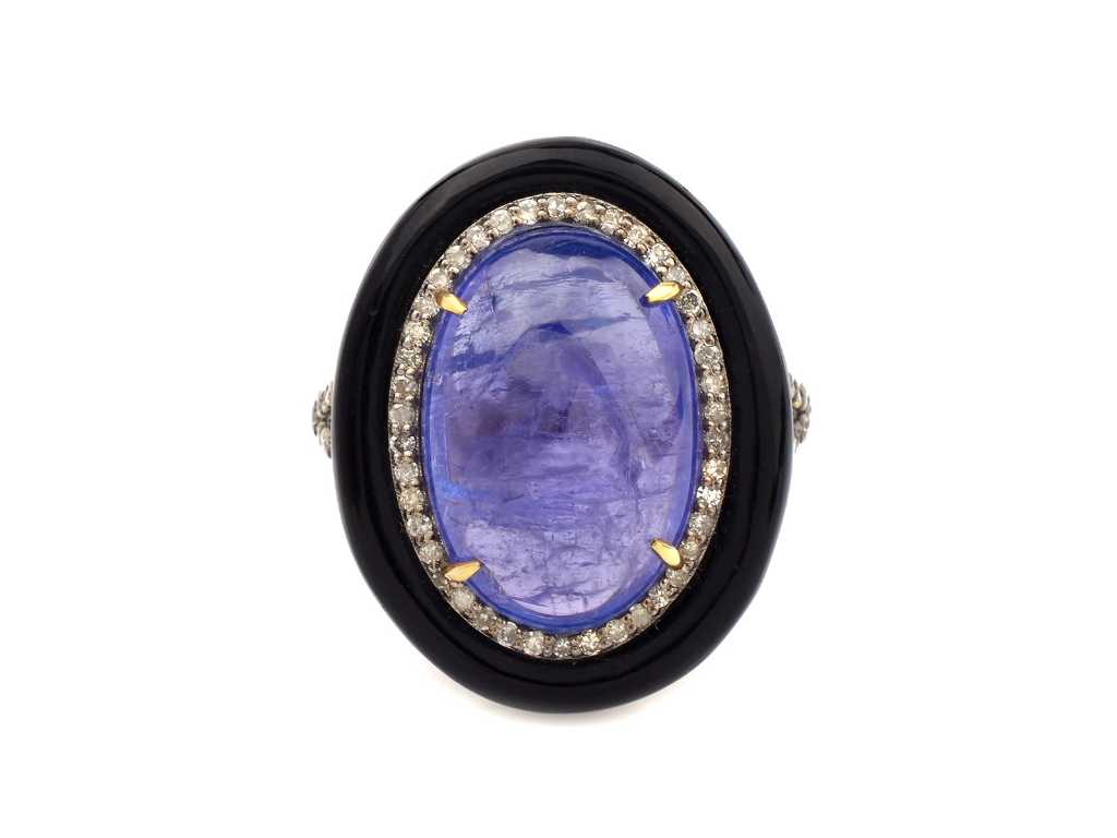 (Certified) Ring With Natural Tanzanite And Diamonds 6.89g
