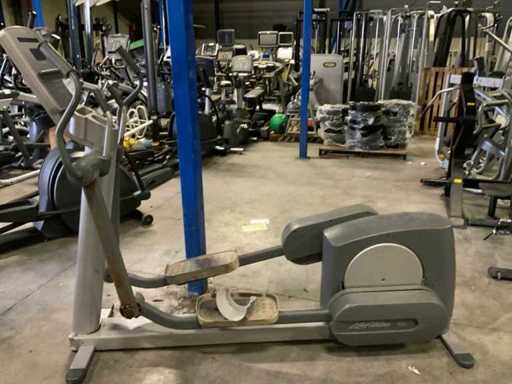 Life Fitness 93x elliptique de cross trainer