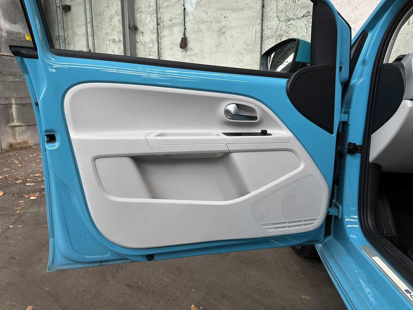 Volkswagen e-up! 60Kw 82PK 2018, K-672-PK