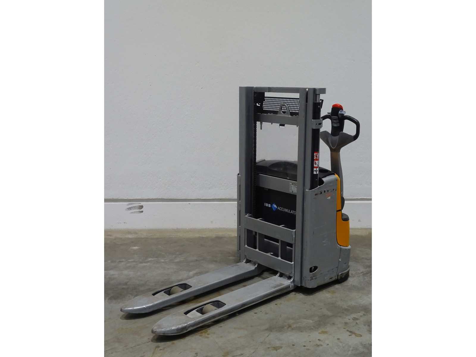 STILL EXV10 stacker truck