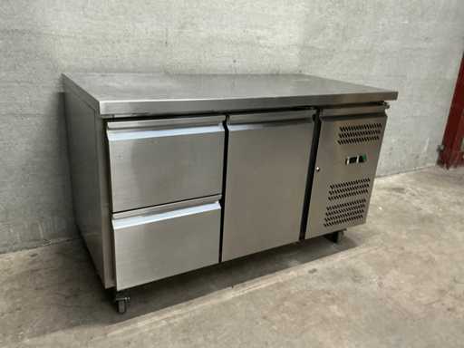 Chłodniczy stół warsztatowy