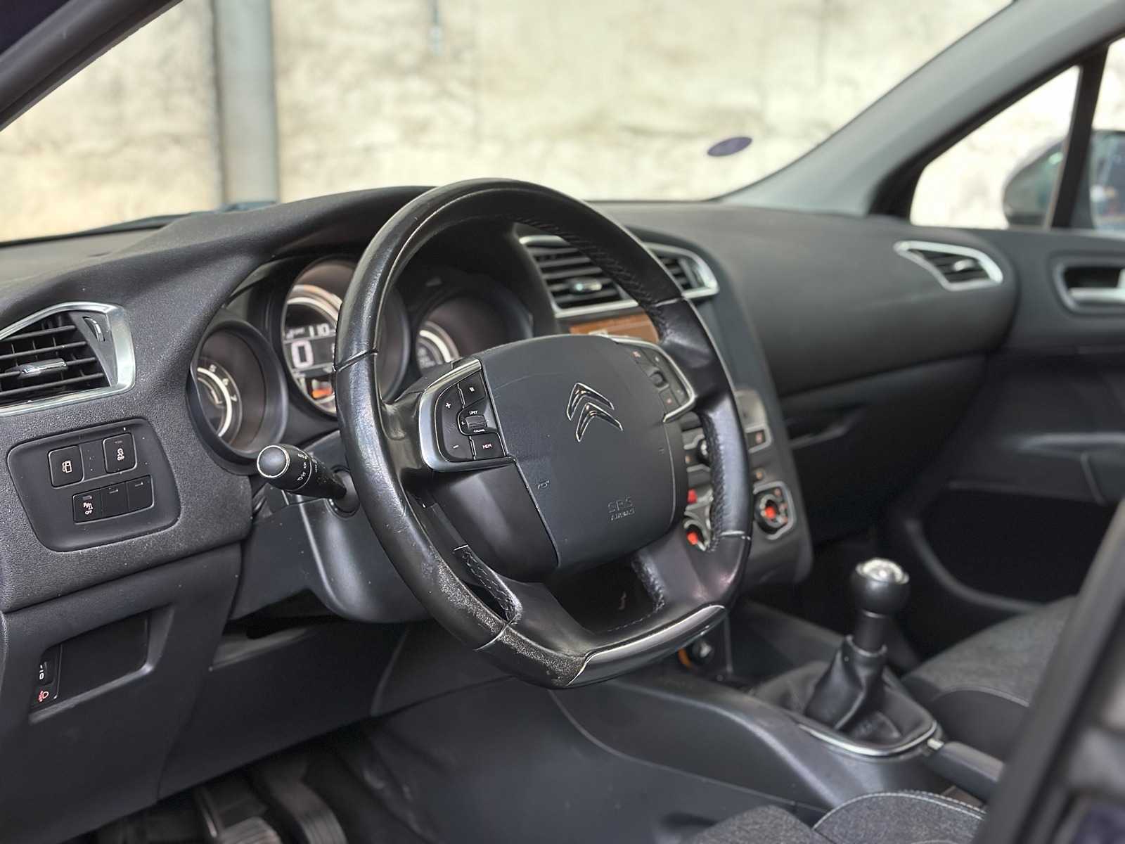 Citroen C4 1.2 PureT.Feel Coll. 110pk 2016, RK-602-V