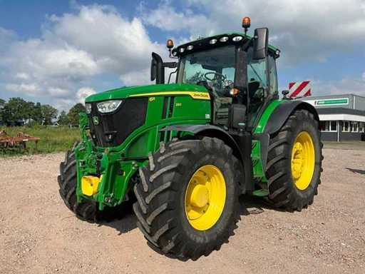 2022 John Deere 6R 250 Allradantrieb Landtraktor