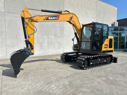 Excavators, forklifts and earthmoving equipment