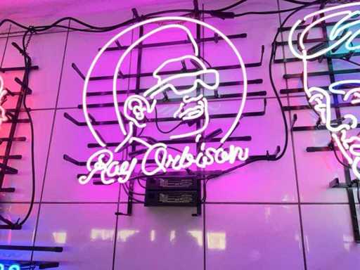 Roy Orbinson Vetro Neon