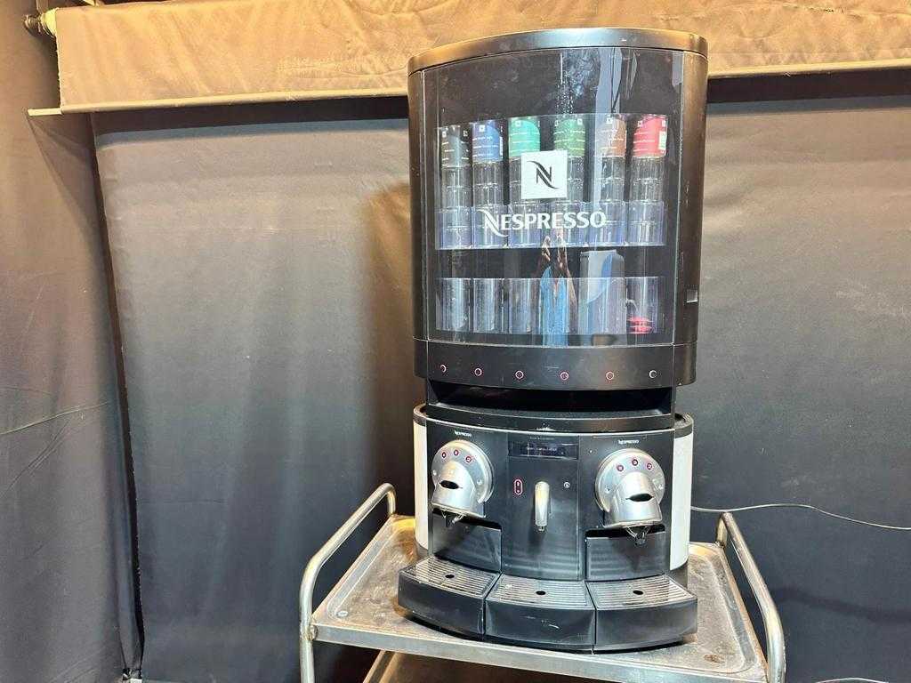 Nespresso Gemini CS200 Pro Coffee machine Troostwijk Auctions