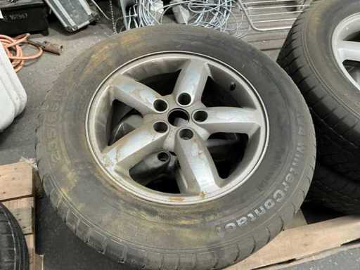 Continental 4x4 Wintercontact Band op aluminium velg