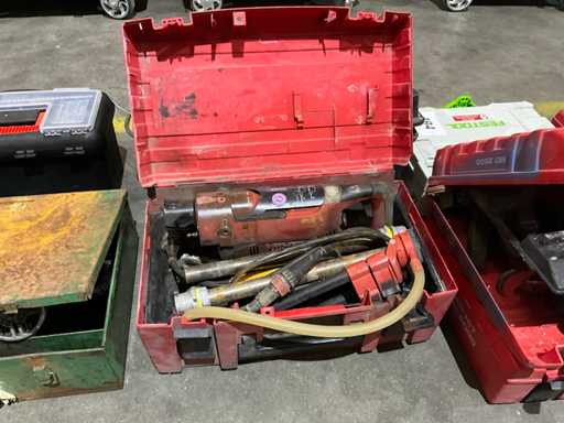 HILTI DDEC-1 Diamond Drilling Machine