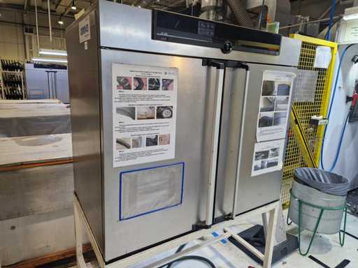 Memmert - Temperierofen