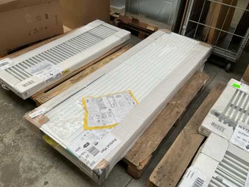 Radiatore a pianta verticale Stelrad 180x60cm