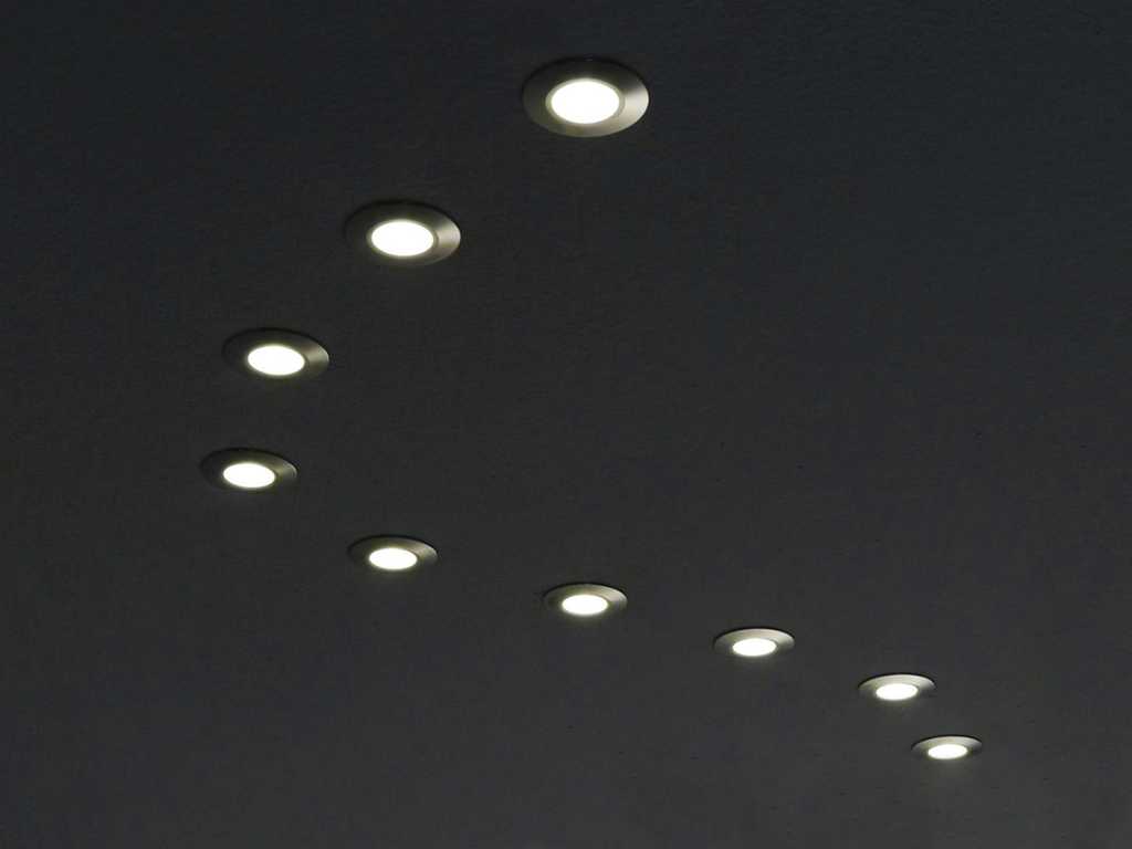 80 x GT ceiling recessed spotlights black chrome