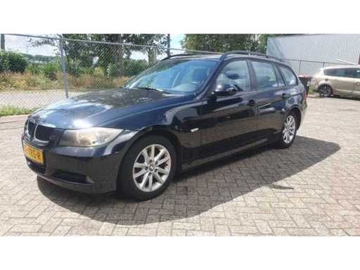 BMW 318i Touring, KL-785-R