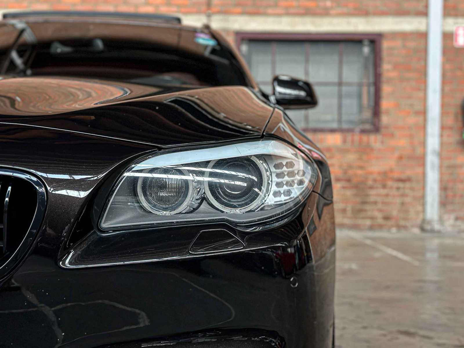 BMW 550i 4.4 V8 High Executive M-Sport F11 408pk 2011 5-serie Touring, HP-259-J