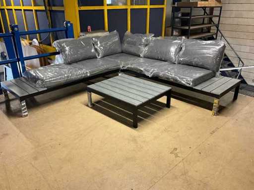 Garden bench with table