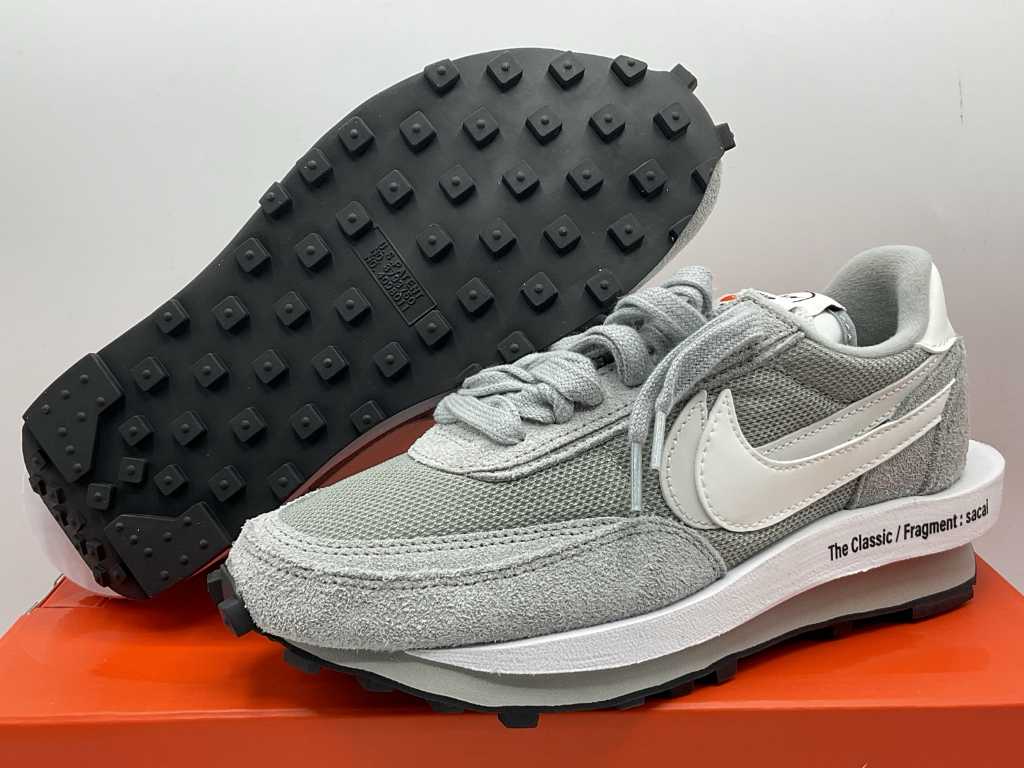 Nike LD Waffle Sacai Fragment Grey Sneakers 37 1/2