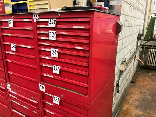 (C-1008) drawer cabinet