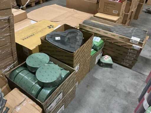 Partia różnych pianowych i kwiatowych toreb Oasis (57x)