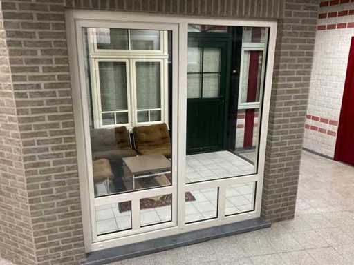 Porte glissante en plastique