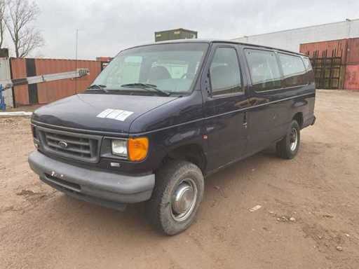 2005 Ford Bus Passenger Car