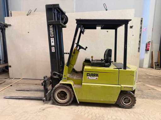Clark Epe 30N 3000kg v.v Forklift à déplacement latéral