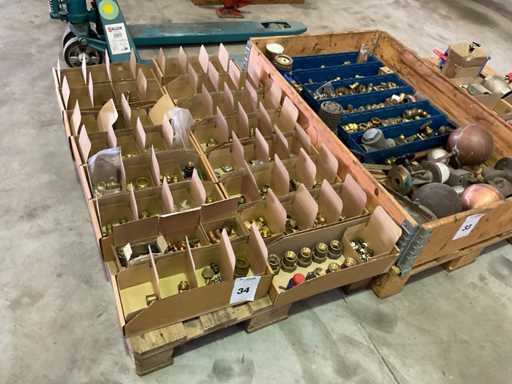 Lot de echipamente sanitare