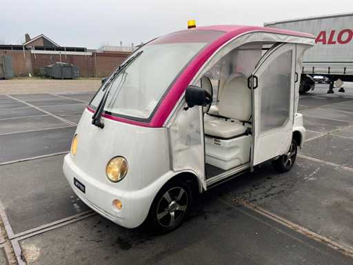 IPM44 golfkar shuttle