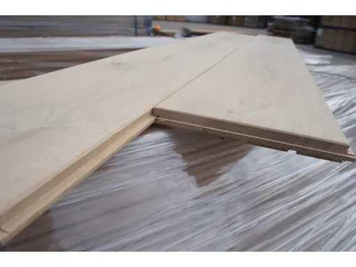 60,57 m² Parchet din stejar masiv 20mm